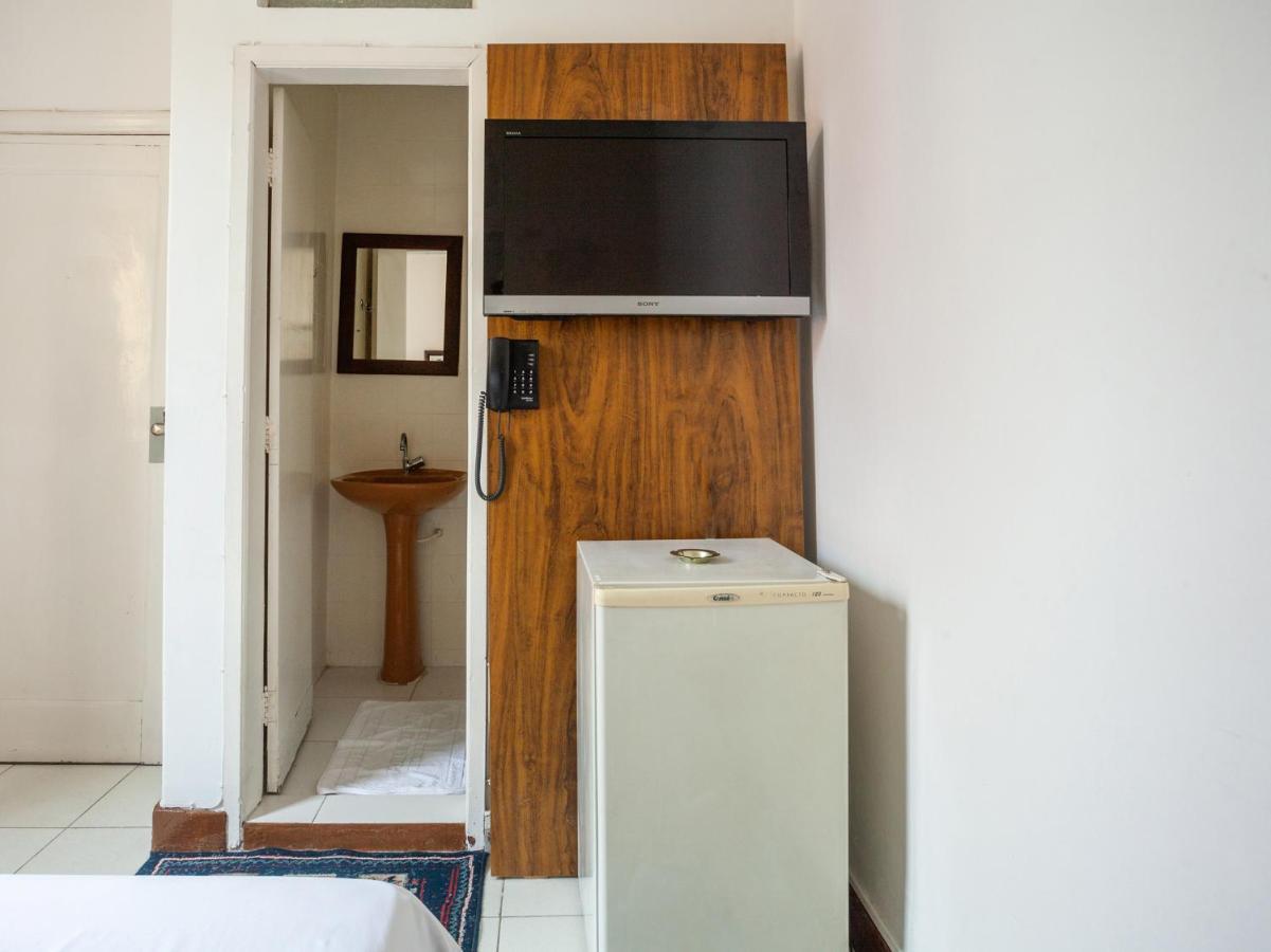 Hotel Economy 888 - Proximo A Praca Da Estacao E Rodoviaria