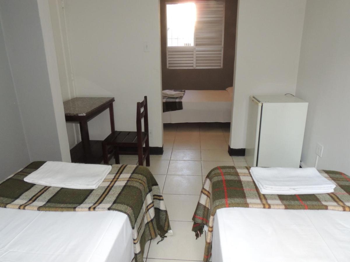 Hotel Economy 888 - Próximo A Praça Da Estação E Rodoviária 2*