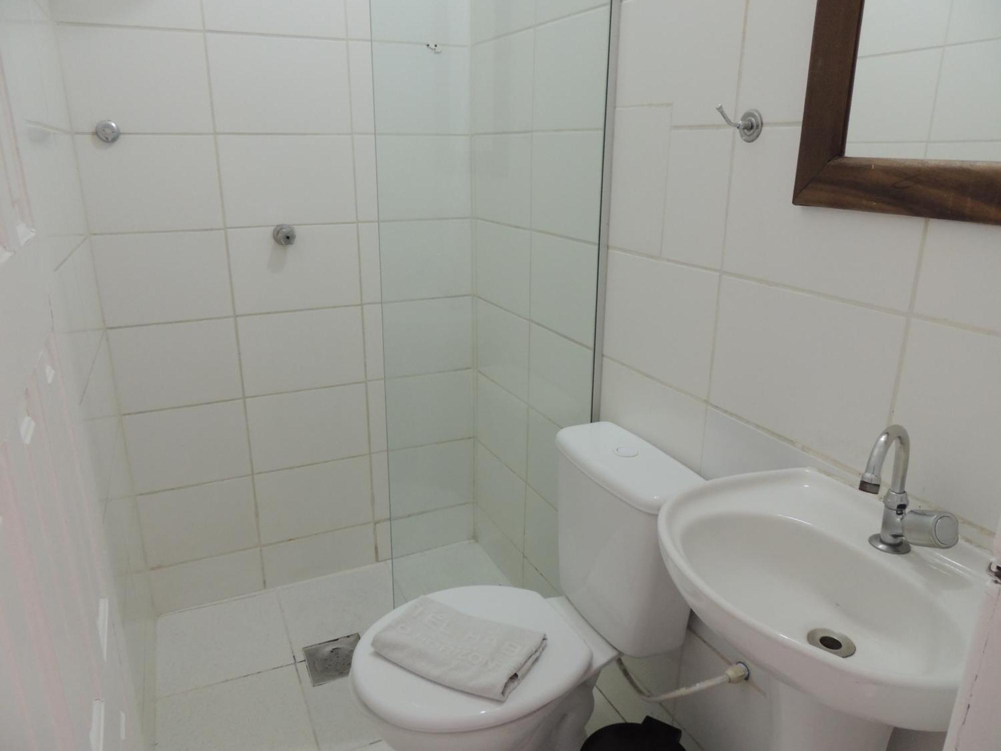 Economy 888 - Próximo A Praça Da Estação E Rodoviária Hotel